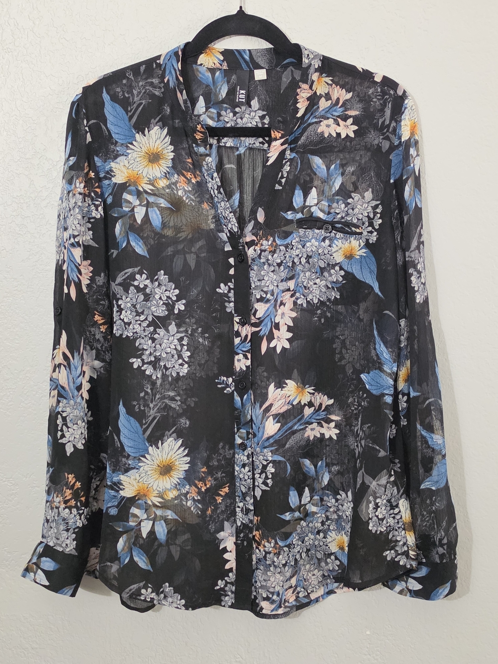 Kut from the Kloth Jasmine Chiffon Button Up Blouse Dark Floral Womens Medium